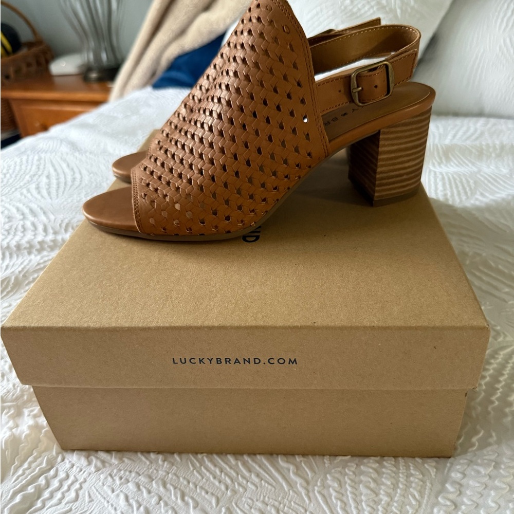 Lucky Brand Tan Heeled Shoes with Perforated Design - Brand New Never Worn